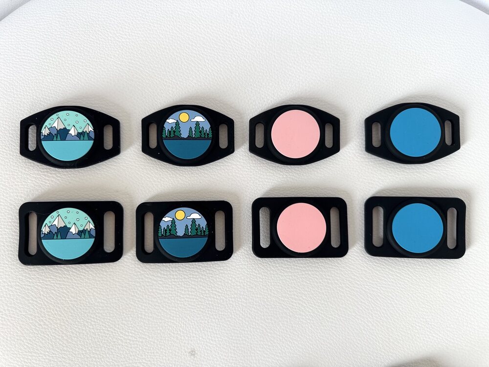 CHOKOSIGNS AirTag holder collection